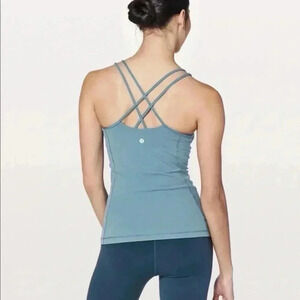 Lululemon Flow Like A Cloud Tank Size 6